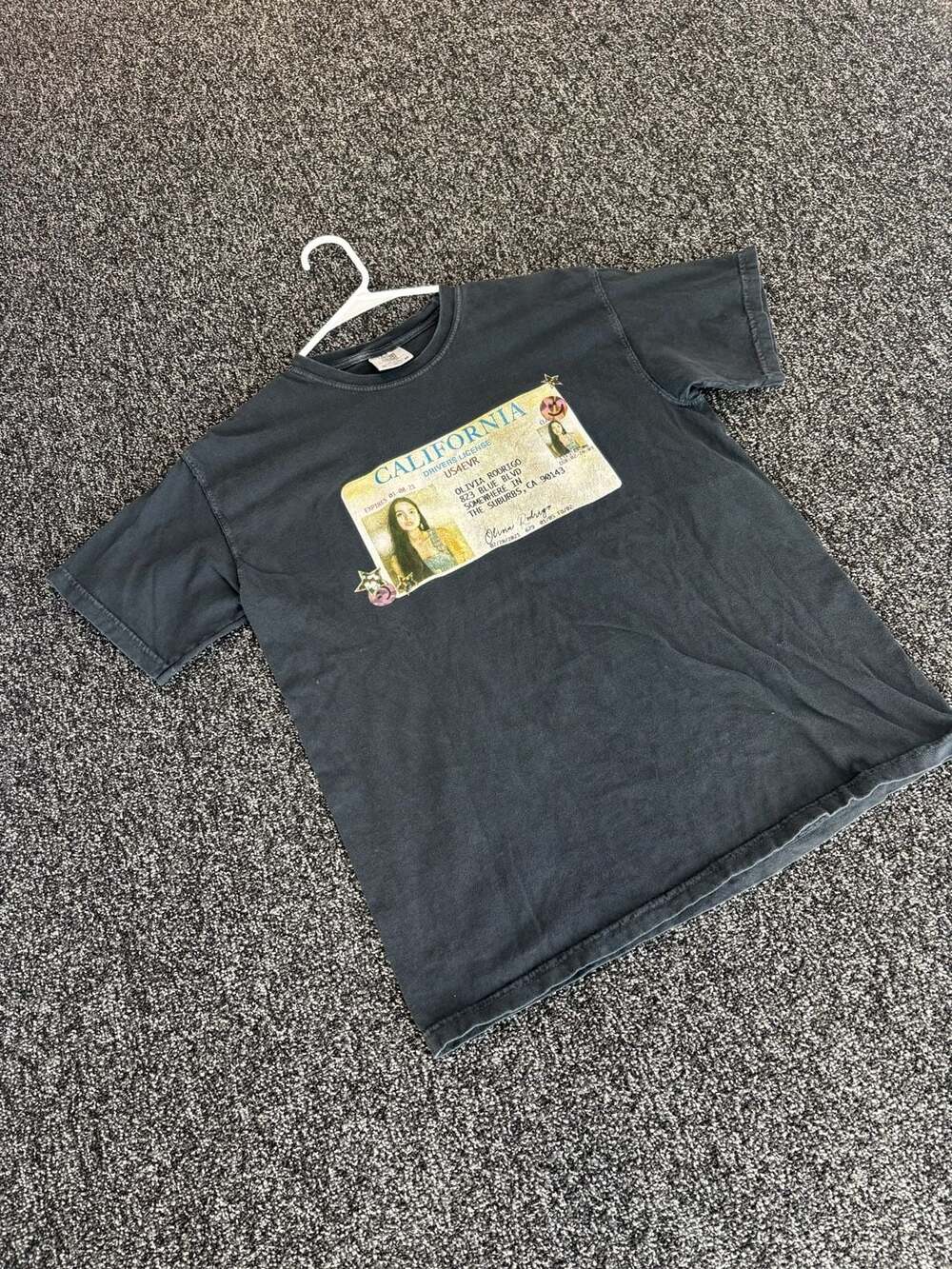 Comfort Colors Olivia Rodrigo Drivers License Graphic T-Shirt Size M
